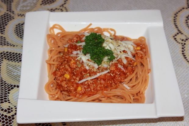 Przepis  spaghetti z mięsem i kukurydzą przepis