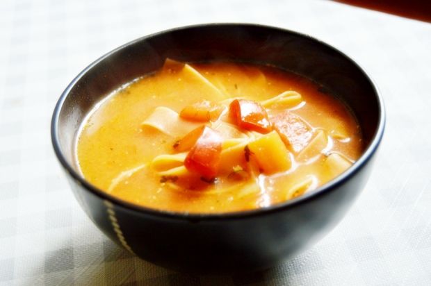 Przepis  zupa pomidorowa z papryką przepis
