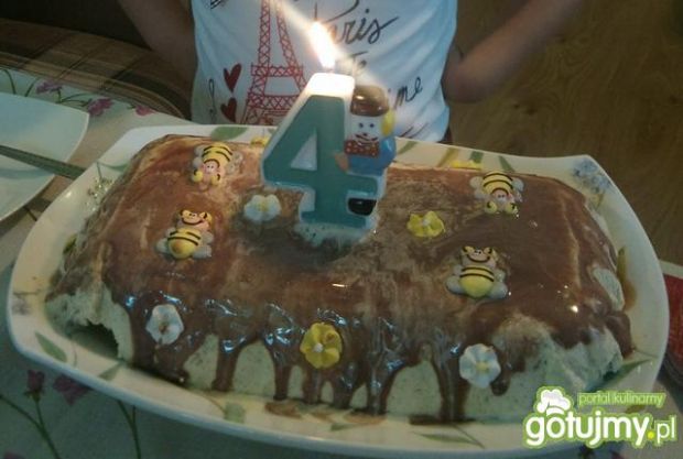 Przepis  lodowy tort urodzinowy przepis