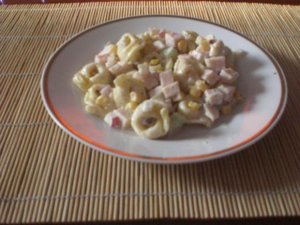 Sposób przygotowania: sałatka tortellini. gotujmy.pl