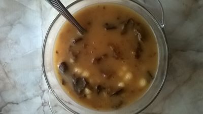 Postna zupa śliwkowa