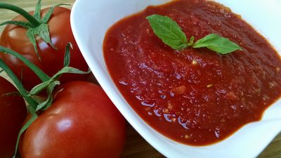 Podstawowy sos pomidorowy