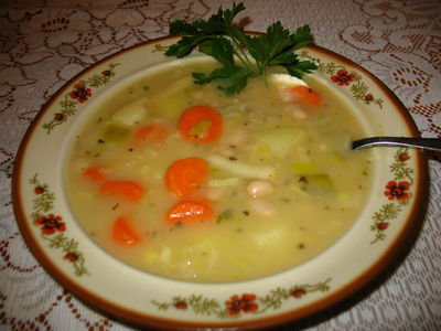 Zupa z białej fasoli (z puszki)