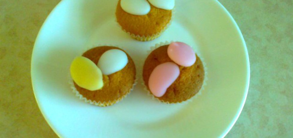 Muffinki z kolorowym lukrem (autor: betka)