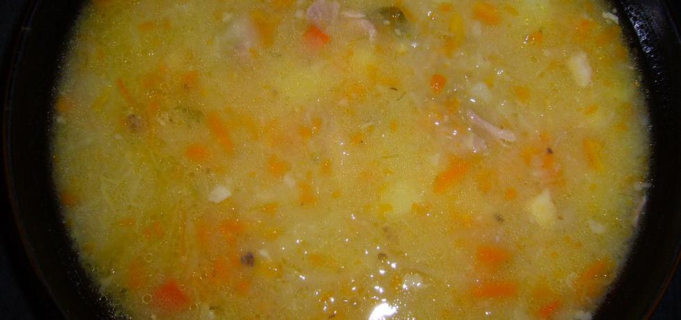 Zupa z kiszonej kapusty na golonce (autor: krzyniu1984 ...