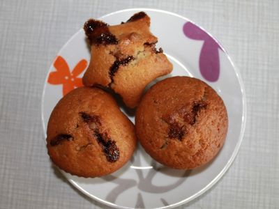 Muffinki z orzechami i czekoladą