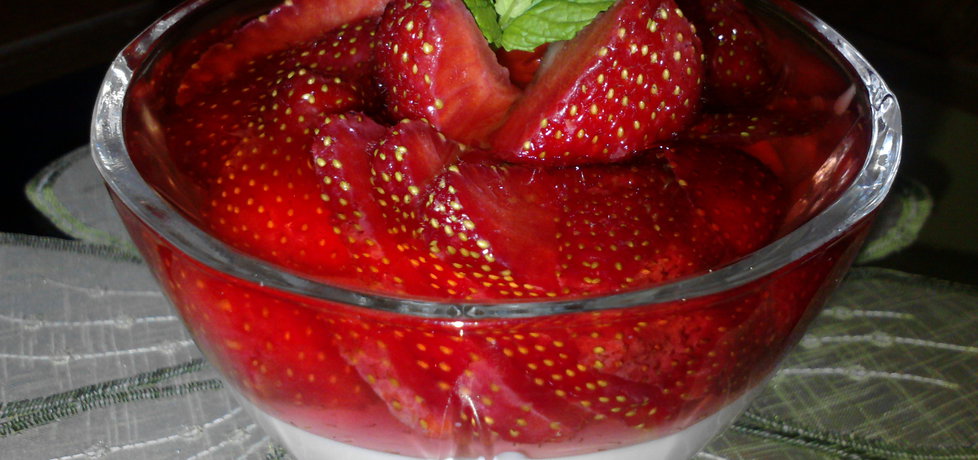 Deser serowo-truskawkowy (autor: pietruszka)