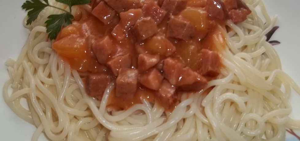 Spaghetti z kiełbasą i cukinią (autor: gosia1988)