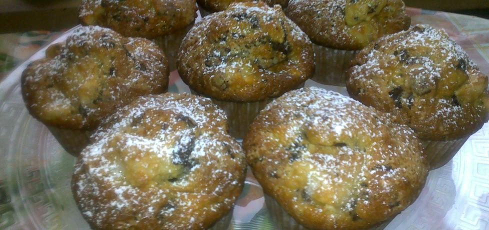 Muffinki z kawałkami czekolady i jabłkiem (autor: miroslawa ...