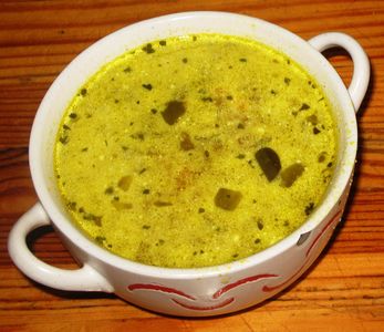 Tradycyjna zupa ogórkowa