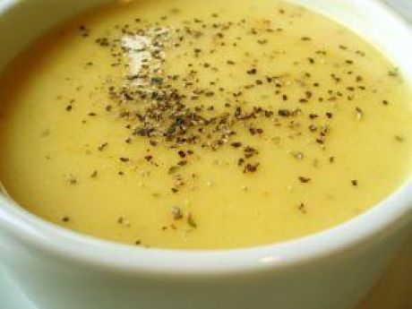 Przepis  kremowa zupa z żółtego sera przepis