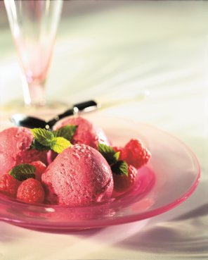 Jogurtowe lody malinowe  prosty przepis i składniki
