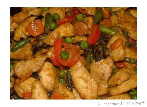 Kurczak z warzywami w sosie satay :d