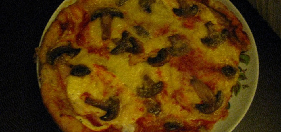 Domowa pizza dla leniuchów (autor: ssylwiaa)