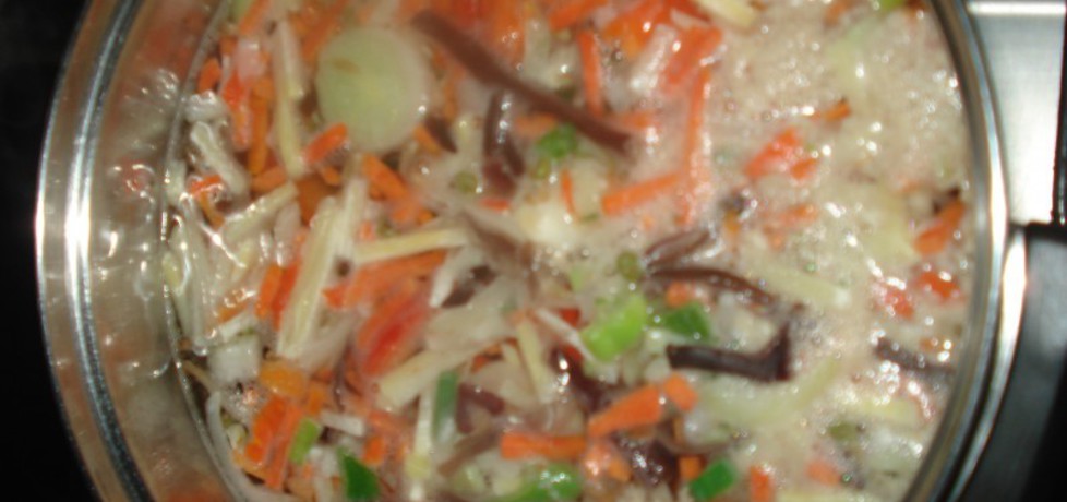 Zupa na bazie mrożonki chińskiej (autor: norweska20 ...