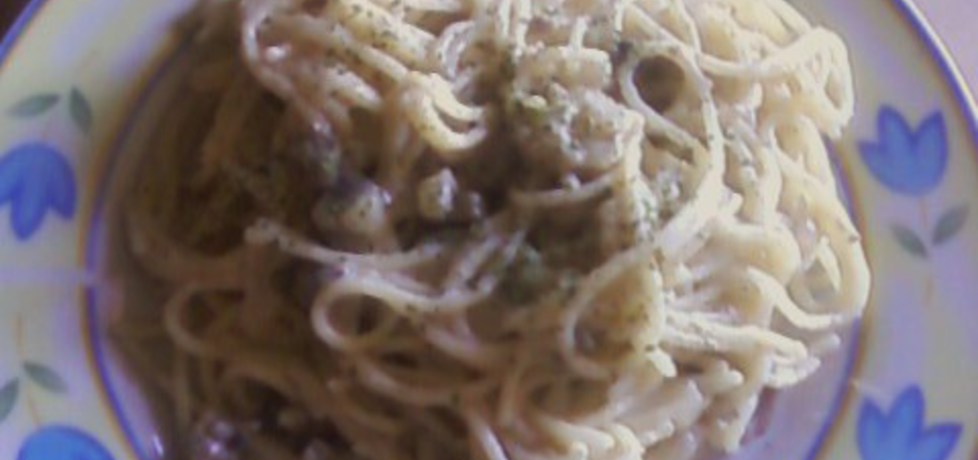 Spaghetti z sosem śmietankowo pieczarkowym i fetą (autor: polly66 ...