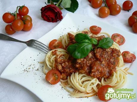 Przepis  spaghetti z sosem bolognese przepis