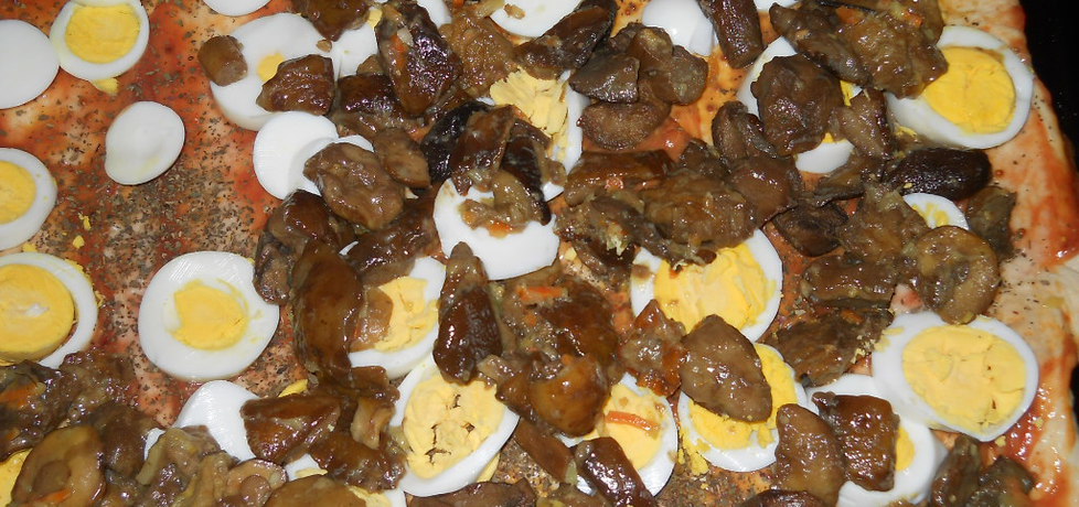 Pizza z leśnymi grzybami i jajkiem (autor: smakolykijoanny ...