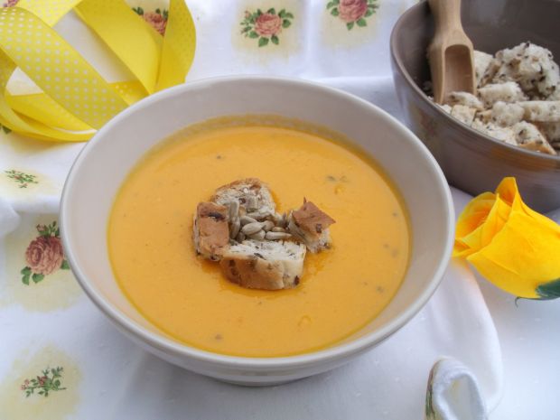 Przepis  marchewkowa zupa