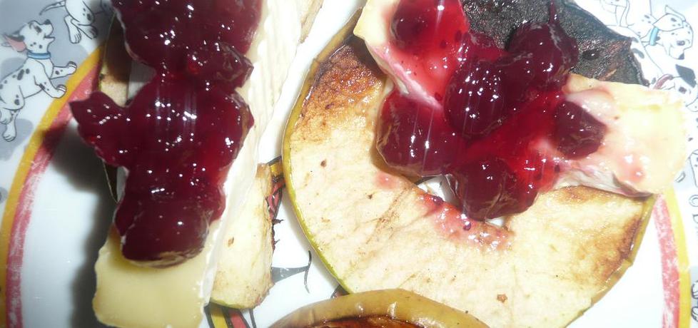 Grillowane jabłka z camembertem (autor: aginaa)
