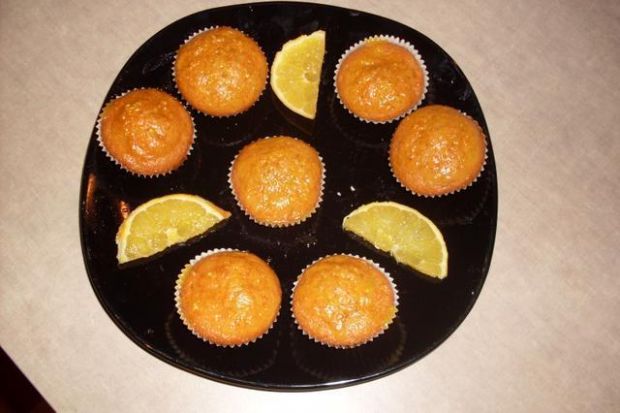 Przepis  muffinki marchewkowe z lukrem przepis