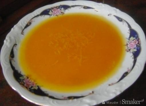 Zupa marchwiowa z ryżem,imbirem i pomarańczą