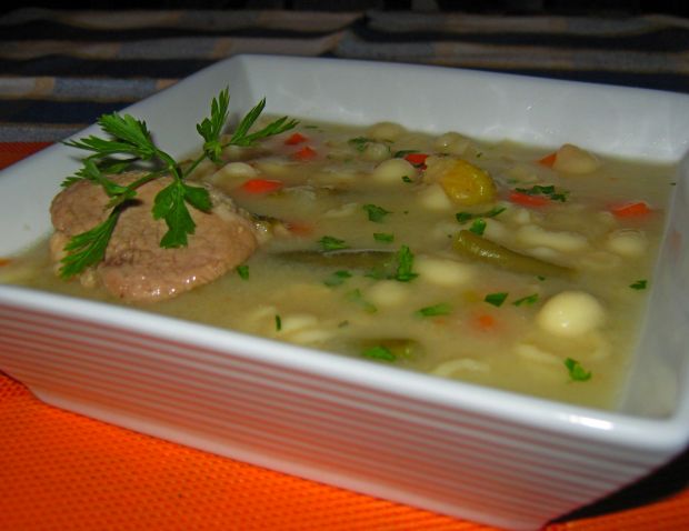 Przepis  zupa warzywna z makaronem przepis