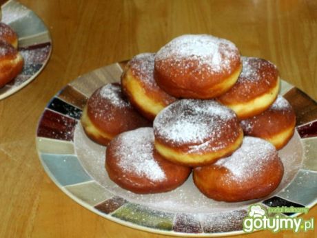 Przepis  pyszne pączki z dodatkiem ziemniaków przepis