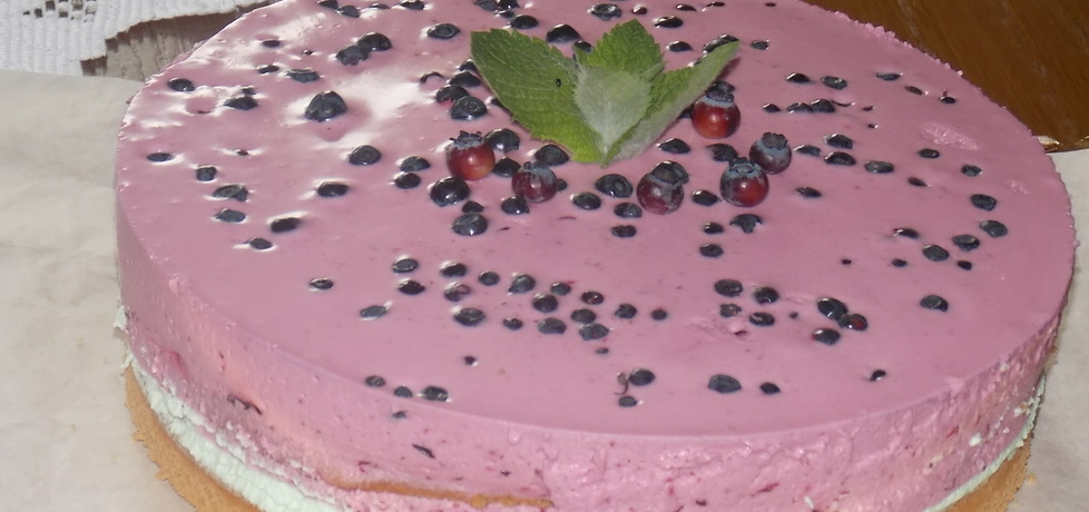 Tort miętowo-jagodowy (autor: ewelinapac)