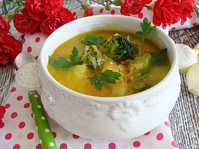 Zupa z warzywami i kaszą jaglaną