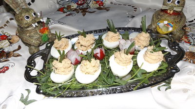 Jajka faszerowane z tuńczykiem