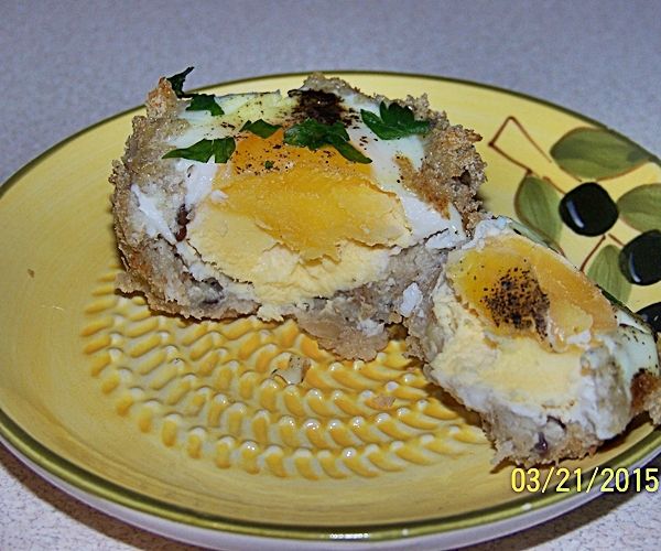 Przepis  jajko zapiekane w chlebie w kokilce przepis