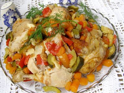 Kolorowe jesienne warzywa w kurczaku z rękawa