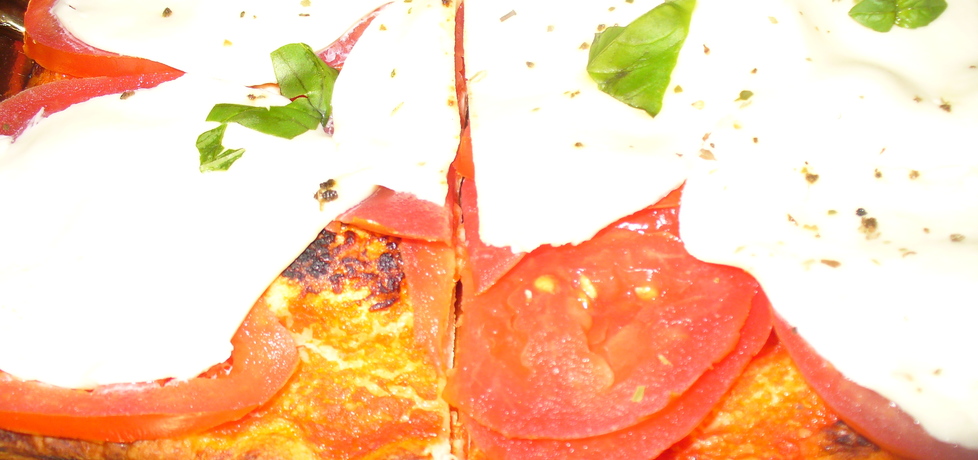 Pizza z pomidorami i mozarellą (autor: jagoda5913 ...