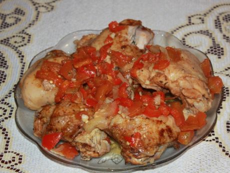 Udka w pomidorach (kurczak)