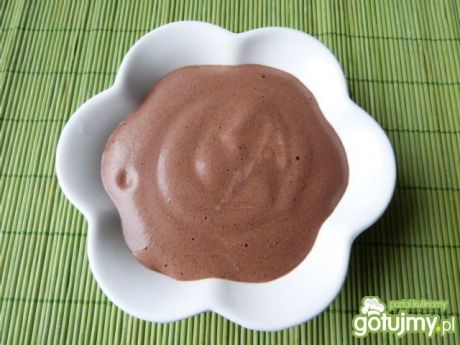 Przepis  pyszna pianka czekoladowa z białek przepis