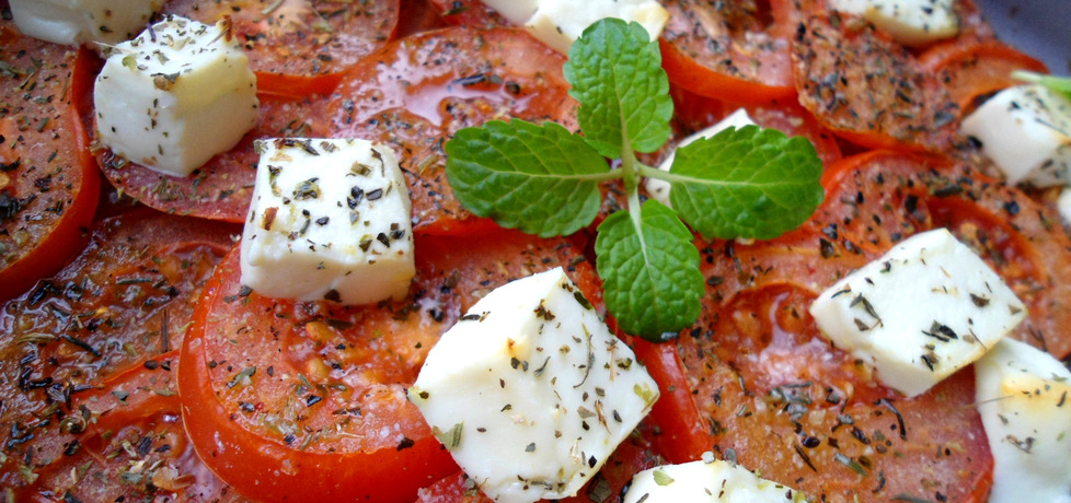 Pomidory z fetą zapiekane w ziołach i oliwie tymiankowej (autor ...