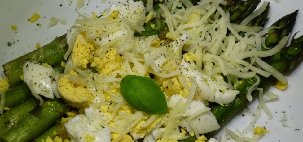 Zielone szparagi z jajkiem i mozzarellą (autor: marchiochakucharzy ...