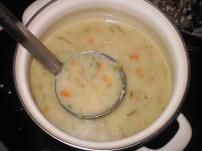Smaczna zupa ogórkowa