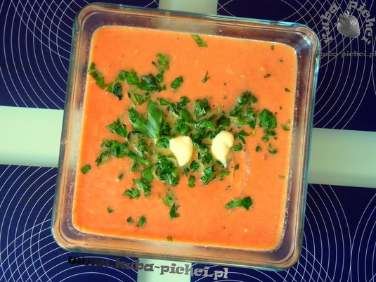 Zupa pomidorowa z majonezem