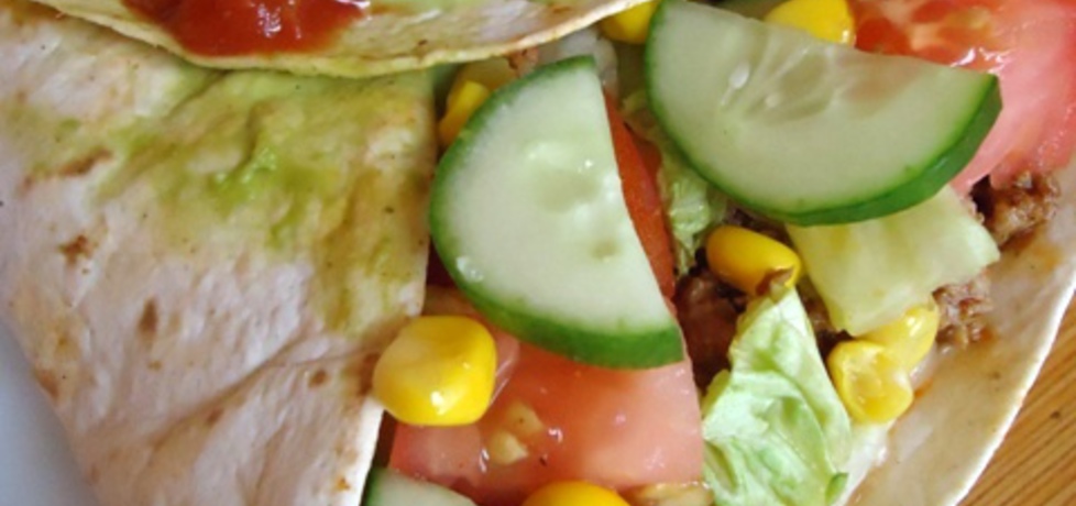 Taco z mięsem i warzywami w tortilli (autor: ilka86)