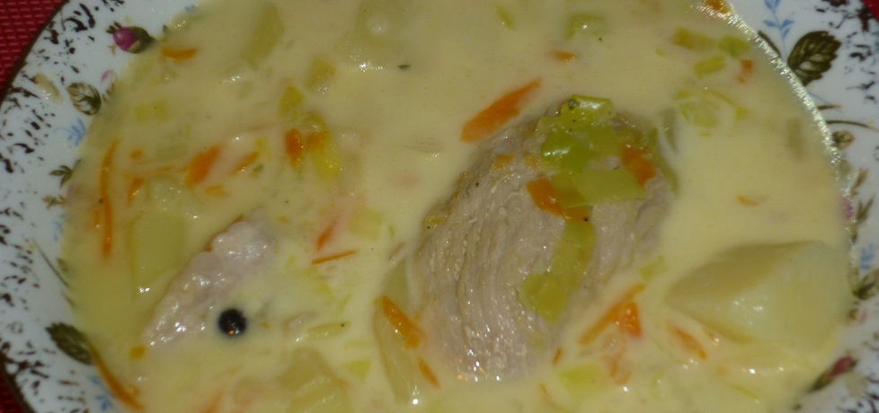 Zupa porowa na żeberkach (autor: wafelek2601)