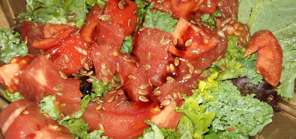 Szybka salatka z jarmużem (autor: alexm)