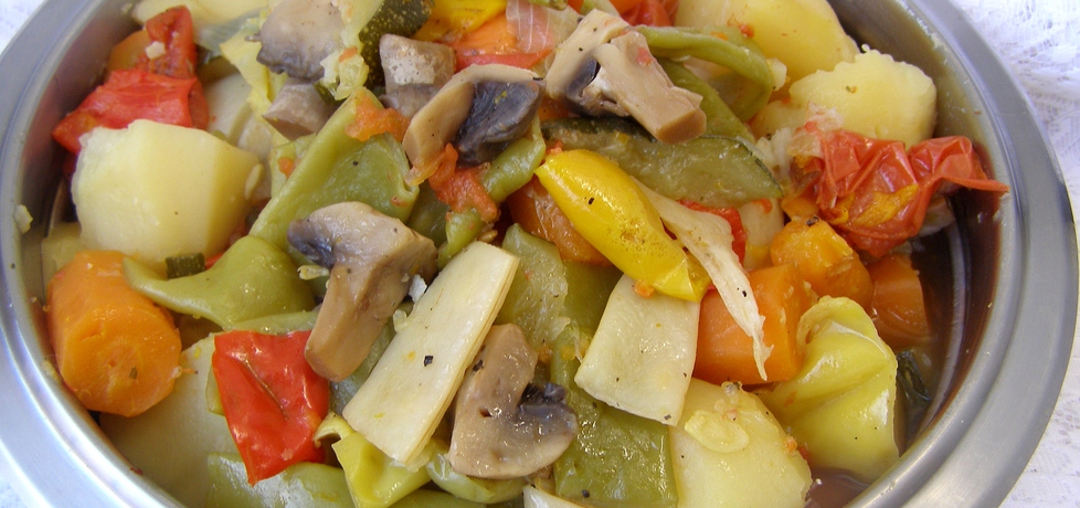 Szybkowar-warzywny gulasz na obiad... (autor: w-mojej