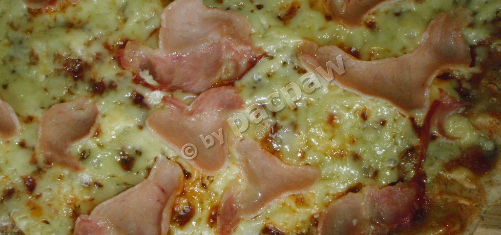 Piniowa pizza vesuvio (autor: pacpaw)