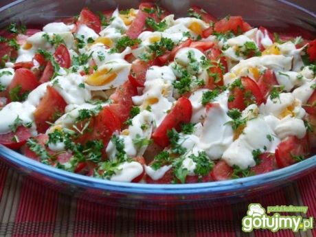 Przepis  sałatka z kalafiorem, jajami i pomidorem przepis
