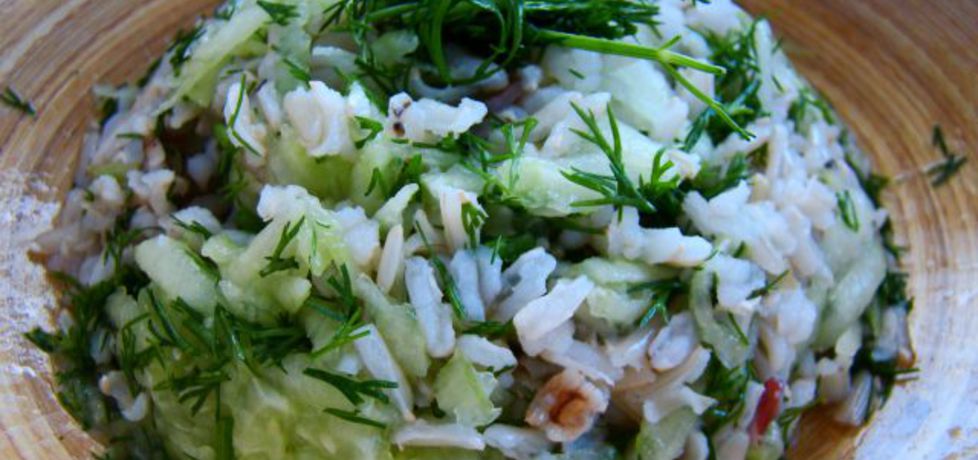 Sałatka ryżowo ogórkowa (autor: iwa643)