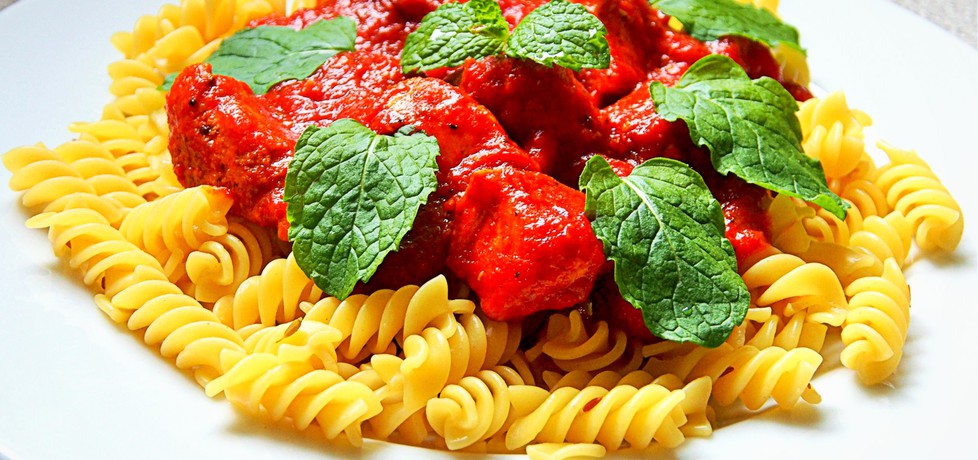 Pomidorowe curry z kurczakiem i miętą (autor: futka ...