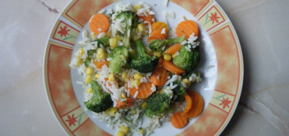 Sałatka brokułowa z ryżem (autor: renatazet)
