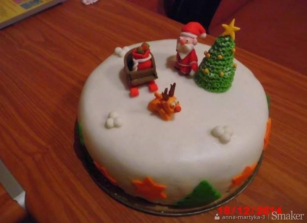 Tort mikołajkowy- świąteczny
